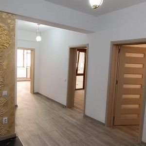 Apartament 3 camere in Prelungirea Ghencea. Renovat de la 0 ! - Poză 8