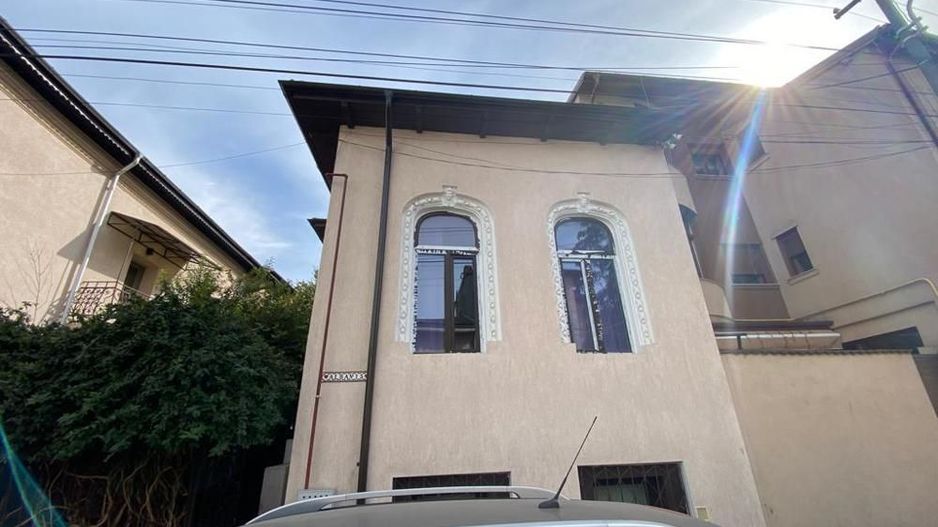 Casa rond Cosbuc (Piata Regina Maria) - Poză 6