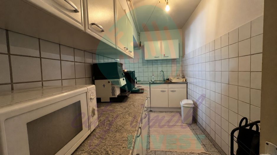 2 camere | Bd. Unirii | 79 mp | Decomandat | Vedere liberă | Etaj 1 - Poză 7
