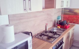 De inchiriat - apartament cu 3 camere în zona Gara - Centrul orașului - Poză 7