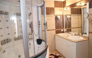 Casa de vanzare, pensiune, Cetate - Poză 7