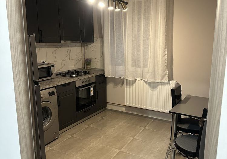 🏡 2 camere decomandat  etaj 2/4  | mobilat | Drumul Taberei - Poză 4