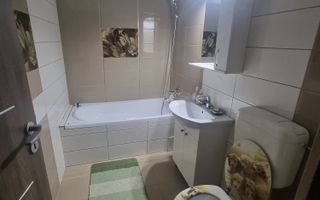 Apartament 2 camere, in Vila. Curte. Centrala. Parcare. Aparatorii Patriei. - Poză 5