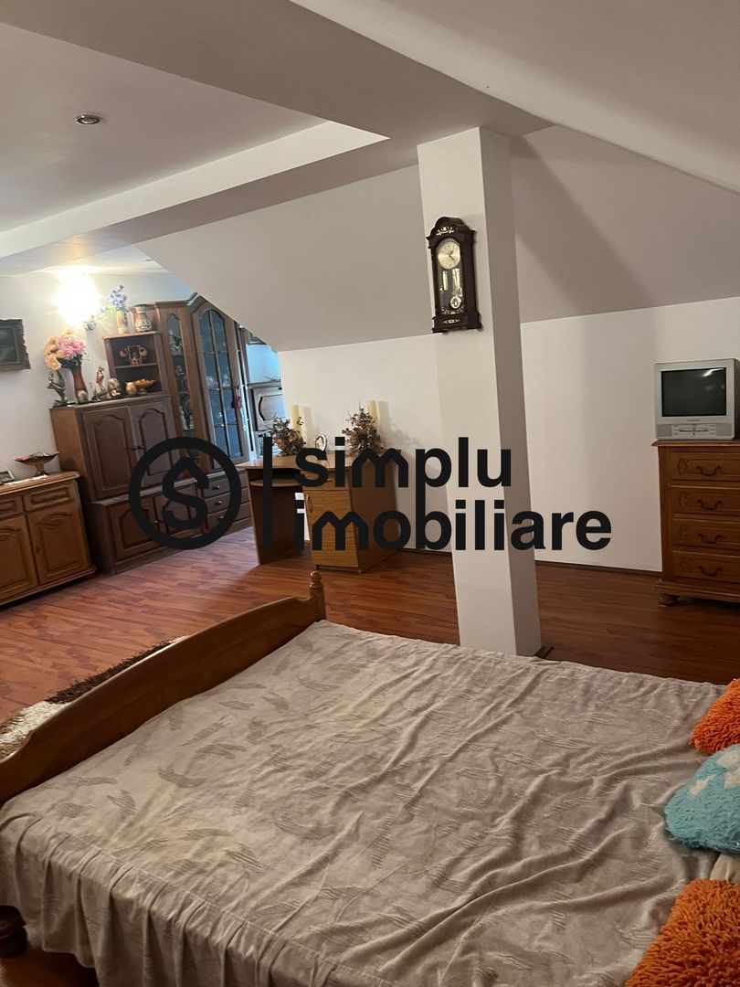 Vila S+P+1+M Lapus, str Paunitei - Poză 13