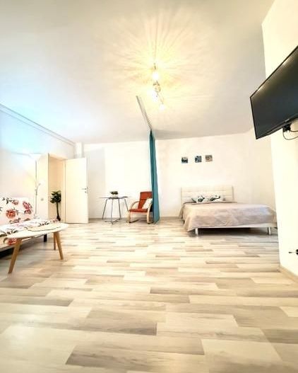 Vânzare Studio Lux 53 mp, Mall Vitan, Bloc 2001 cu Pază, Mobilat Complet - Poză 1