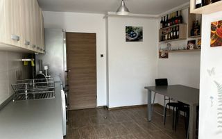 Apartament 2 camere, 64 mp, parcare, zona Vivo - Poză 7