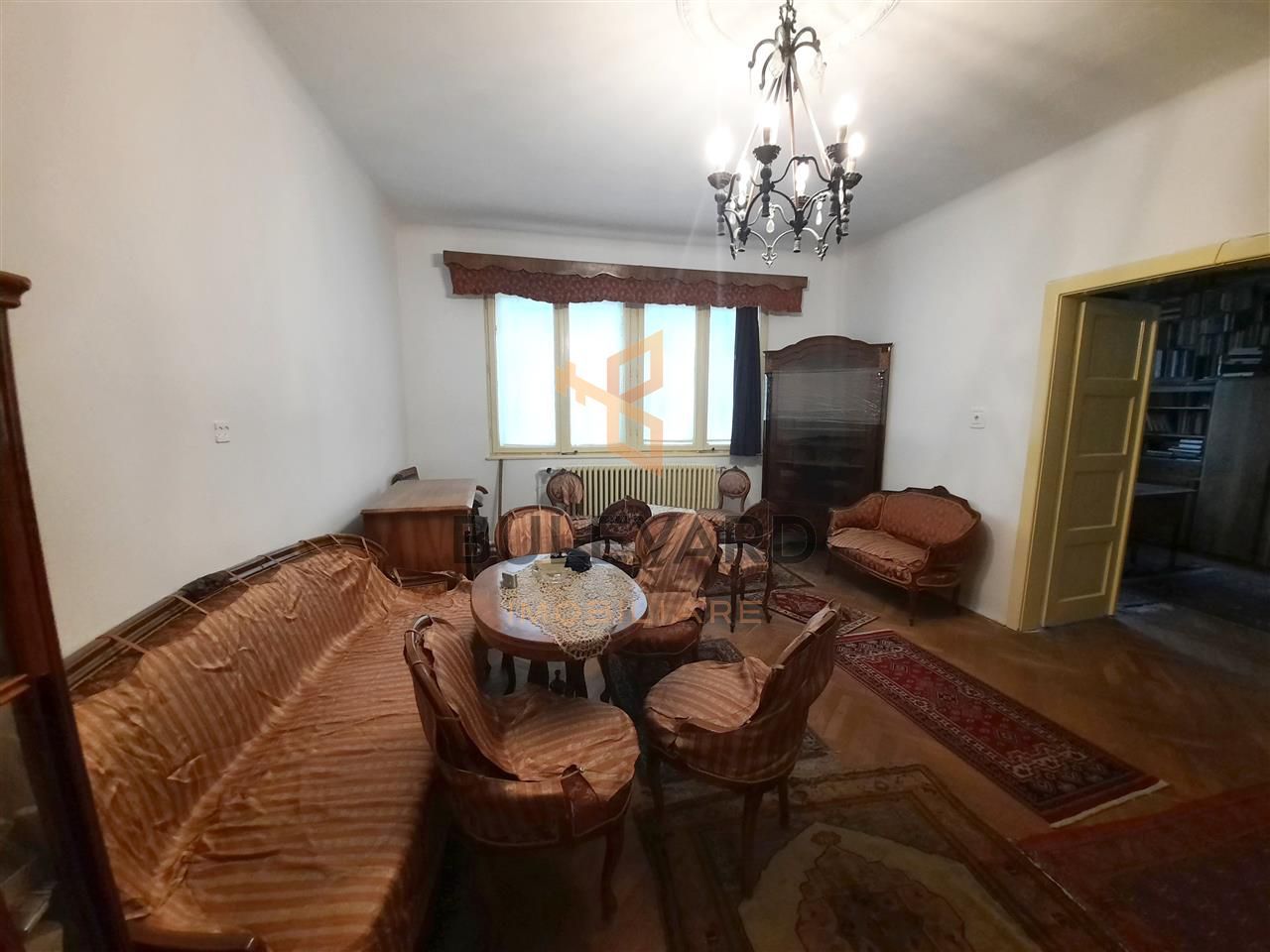 Apartament spatios in zona Teatrului National! - Poză 2