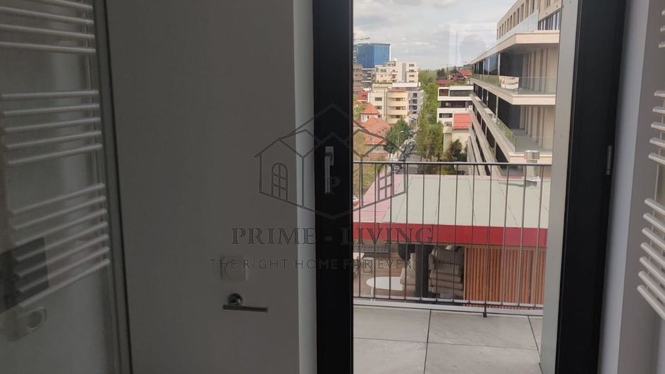 PENTHOUSE DE LUX CU 5CAMERE LA INCHIRIERE CU VEDERE LA LACUL FLOREASCA - Poză 12