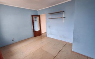 Apartament de vanzare 2 camere decomandat   Luica 35. - Poză 1