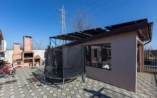Casă/Vilă modernă de vânzare la intrare în Bogdan Vodă, județul Bacău. - Poză 24