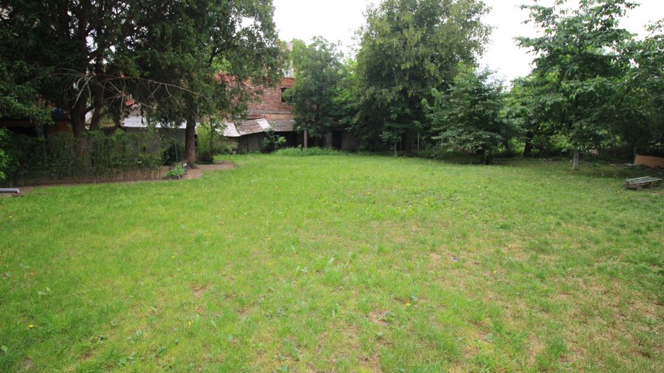 Apartament spatios  in cladire istorica - Poză 4