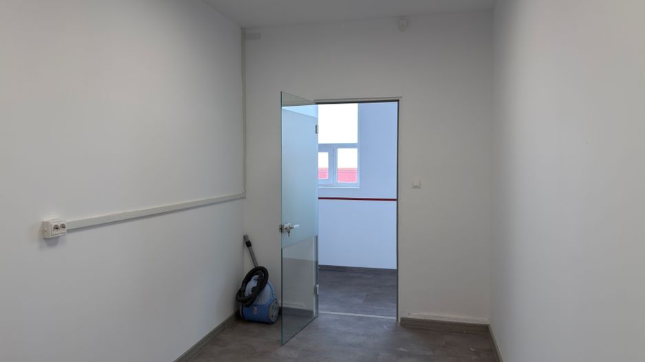 De inchiriat spațiu de birouri - Poză 5