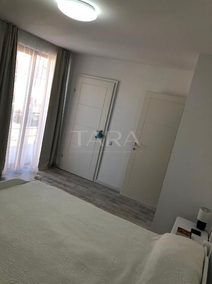 Duplex deosebit cu grădină, terasă amenajată și vedere spre natură. - Poză 6
