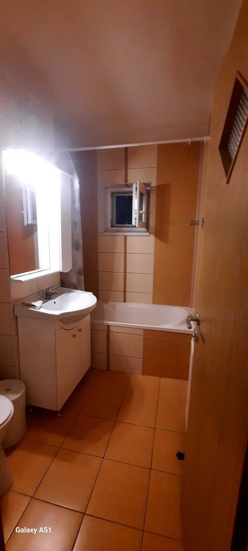 Apartament 3 Camere | Mobilat | Centrala Proprie | Zona Aradului - Poză 7