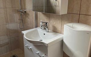 Apartament 3 camere, 69 mp utili, cu garaj – zona Facultatea de Litere - Poză 6