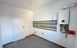 Decomandat. Loc de parcare. Spatiu depozitare pod. - Poză 4