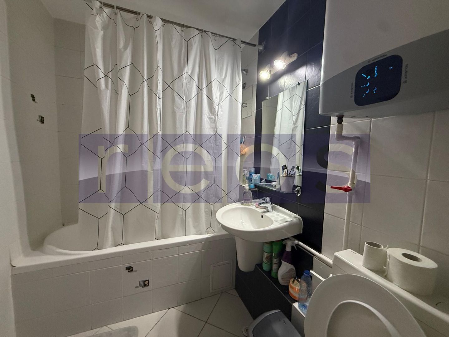 De vânzare apartament 3 camere Dorobanți -Radu Beller 2 Bai  Bloc 1986 - Poză 6