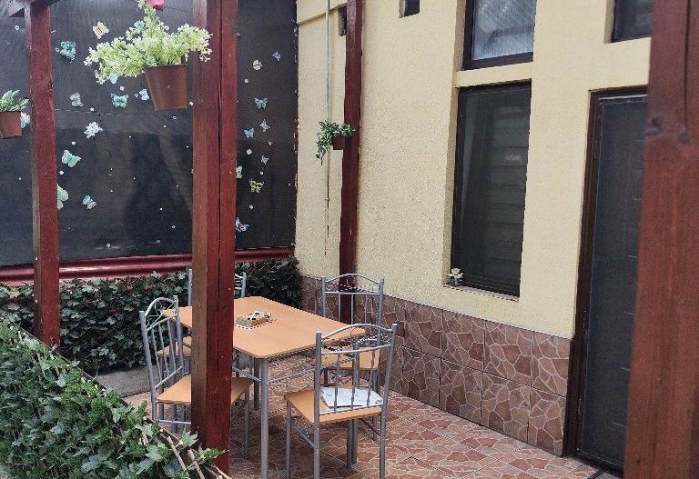 Apartament cu Terasa la Curte Comuna | Zona Garii | Centrală Proprie. - Poză 5