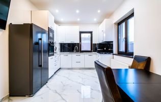 DRAGOMIRESTI VALE CASA 5 CAMERE, utilitati, drum asfaltat, COMISION 0%