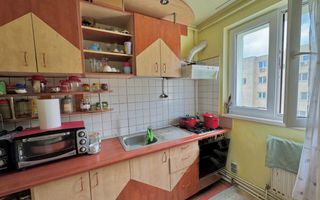 Apartament 2 camere | Zona Hermes | Etaj intermediar - Poză 3