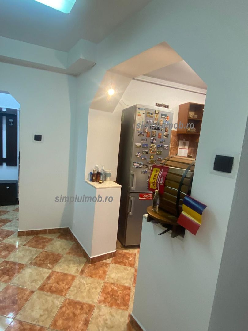 Metrou 1 Decembrie Apartament 3 Camere Mobilat si Utilat - Poză 12