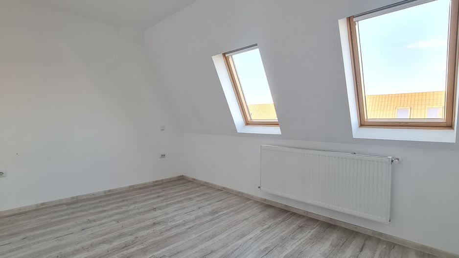 De inchiriat casa 4 camere bucatarie mobilata utilata Izvor - Poză 7