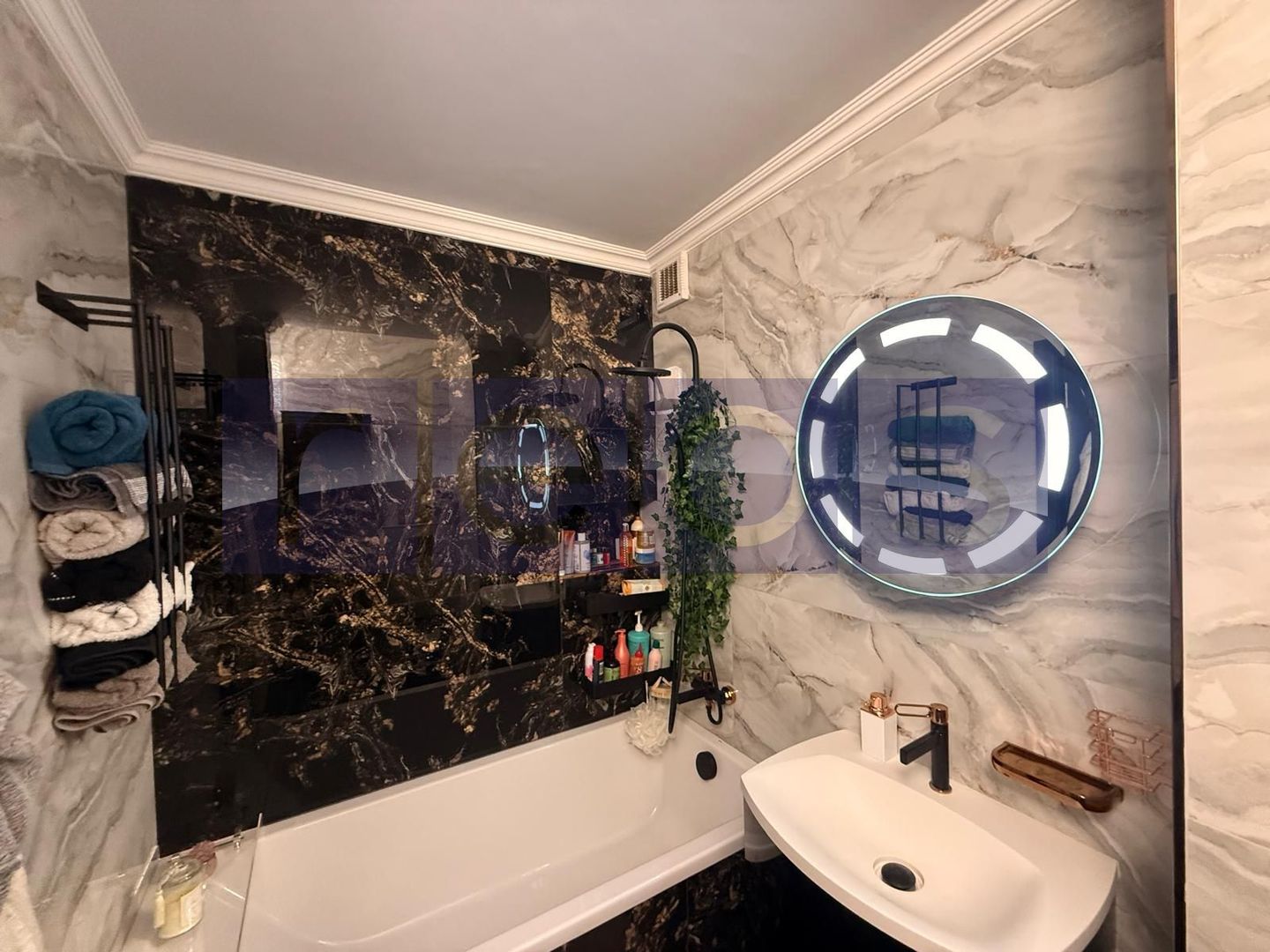 VANZARE APARTAMENT 3 CAMERE BASARABIEI | MOBILAT UTILAT COMPLET | - Poză 14