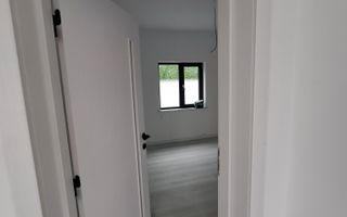 DUPLEX 3 Camere , TERASA SI CURTE. - Poză 11