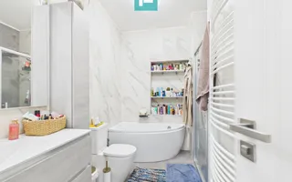 Apartament cu 2 camere și curte ultracentral - Poză 11