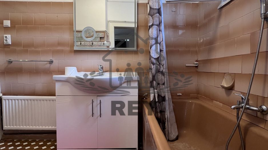 De Închiriat Apartament 3 camere pretabil 3 studenți sau o familie - Poză 10