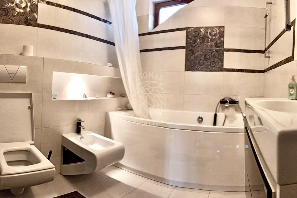 Vila 260 mp-teren 1150 mp-foisor-2 balcoane-terasa 30 mp-garaj-Unirea - Poză 6