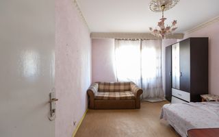Apartament cu 4 camere, 90 mp, etaj 1 – Zona Nord, Bacău - Poză 4