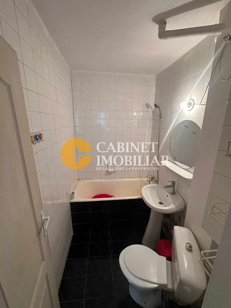 PODU ROS - 2 CAMERE - ETAJUL 2 - MOBILAT SI UTILAT - Poză 6