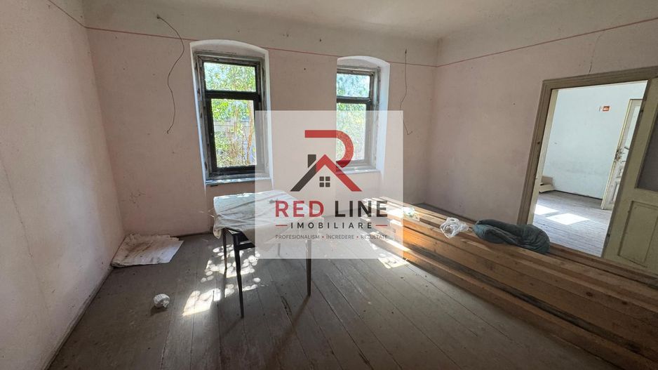 Casă individuală solidă din cărămidă 100 mp - B. Herculane - Poză 8