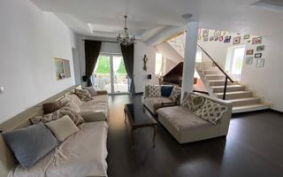 PRET REDUS!!! Vila de lux, P+E+M, piscina, 7 minute de centru Bistritei - Poză 3