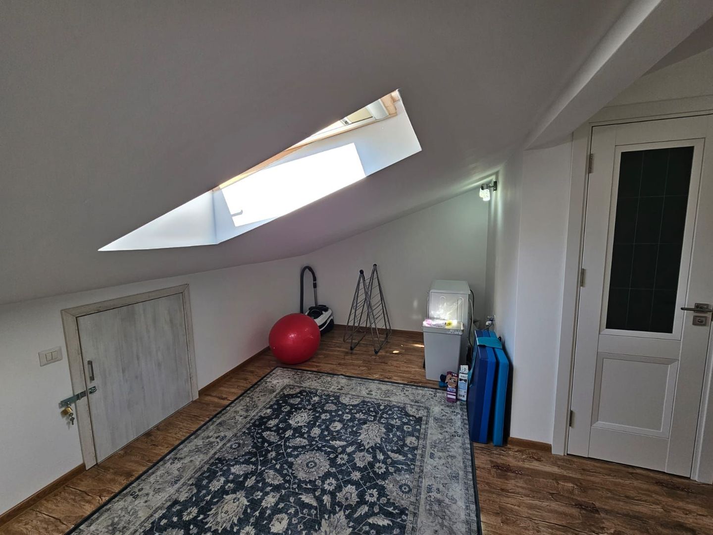 Apartament de vanzare 4 camere tip duplex in Popesti - Leordeni - Poză 14