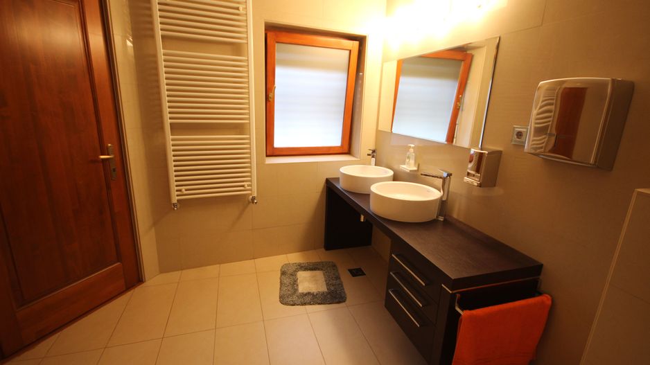 Casa pretabila birouri, camin de batrani - Poză 40