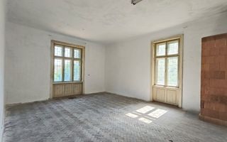 VÂNZARE/SCHIMB CU TEREN  - Clădire interbelică, centru oraș Siret - Poză 6
