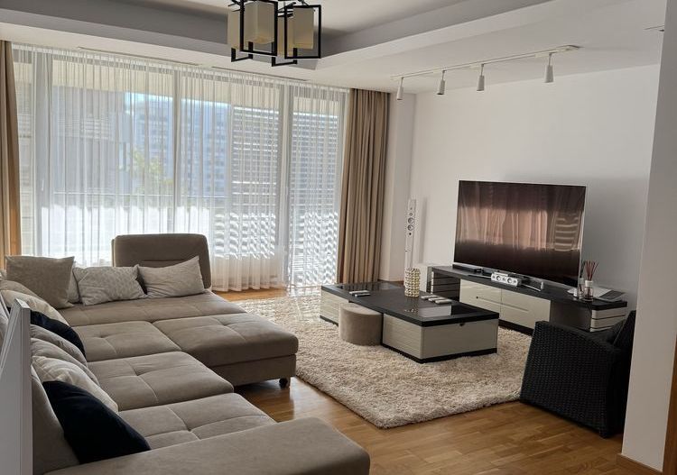 Apartament 3 camere Liziera Residances Pipera 158 mp + Parcare - Poză 1