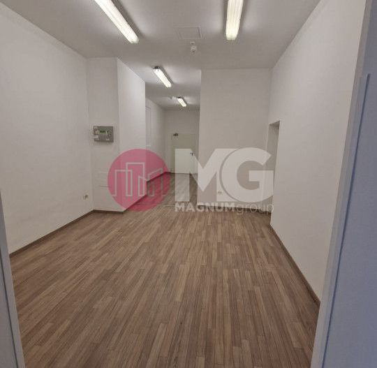 Spatiu comercial Parter+Mezanin zona Unirii - Poză 8