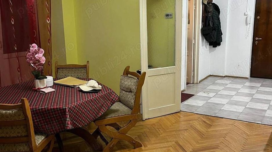 Vând apartament 2 camere, Carpați 2 - Poză 2