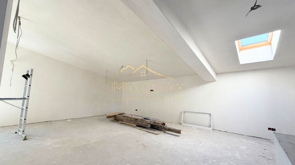 Vila cu 6 camere // 190mp // teren 300mp // Tunari - Poză 26