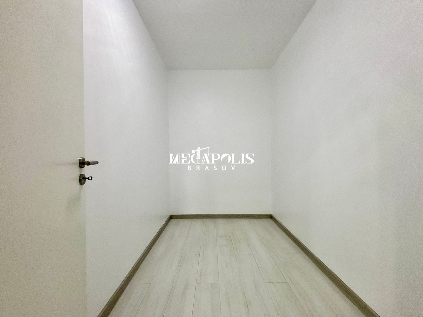 Apartament 2 camere | Decomandat | Parcare | Boxă | Tractorul - Poză 16