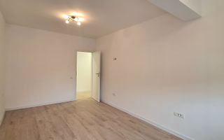 Apartament cu 3 camere si loc de parcare - Kaufland - Poză 18