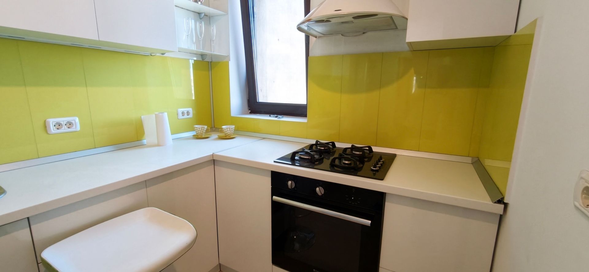3 camere Premium | 70 mp | Metrou Favorit 3 minute - Poză 9