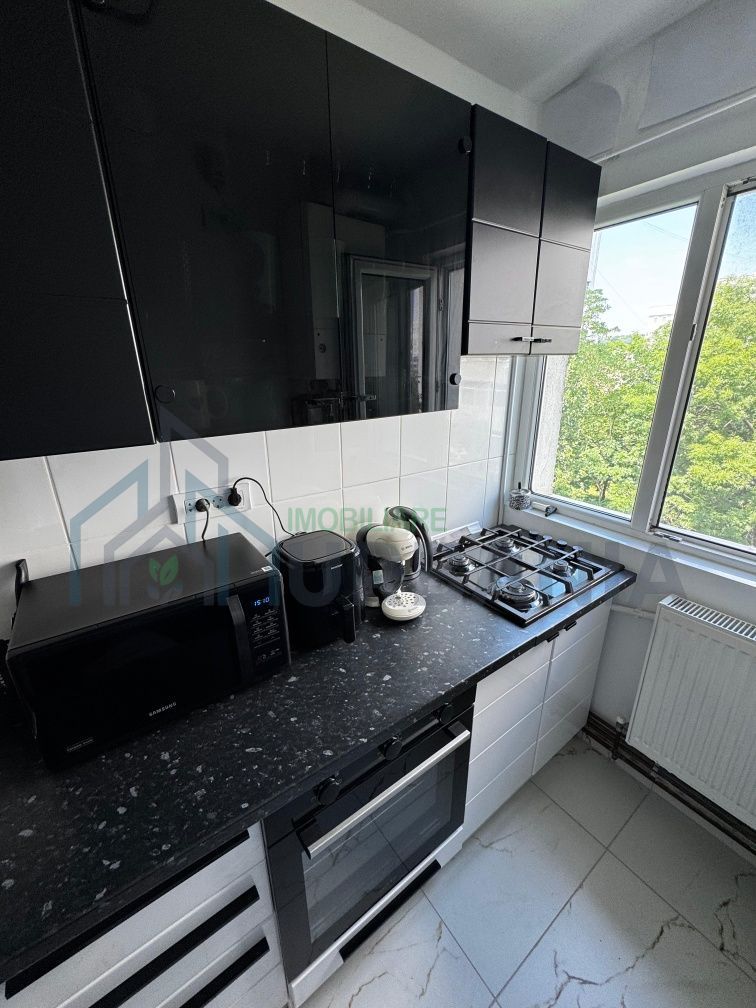 Apartament 2 camere, etaj 4/4, zona Alexandru - Poșta - C.E.C., Tomesti, 99.000 EUR - Poză 4