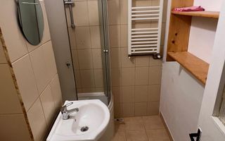 Garsonieră in zona Siretului- etaj 3, pretabil investitie - Poză 6