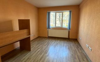 Apartament de vanzare 2 camere , etaj 1 - zona Piata Revolutiei - Poză 2