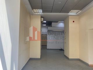 Spatiu comericial in cladire consolidata si renovata. - Poză 6