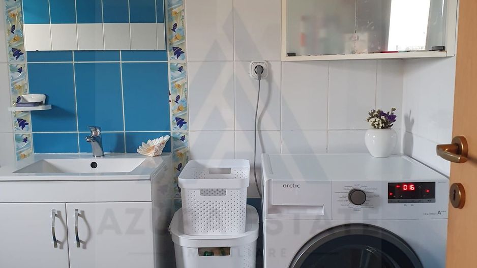 Apartament modern 4 camere baie cu ferestra si loc de parcare Hipodrom - Poză 12